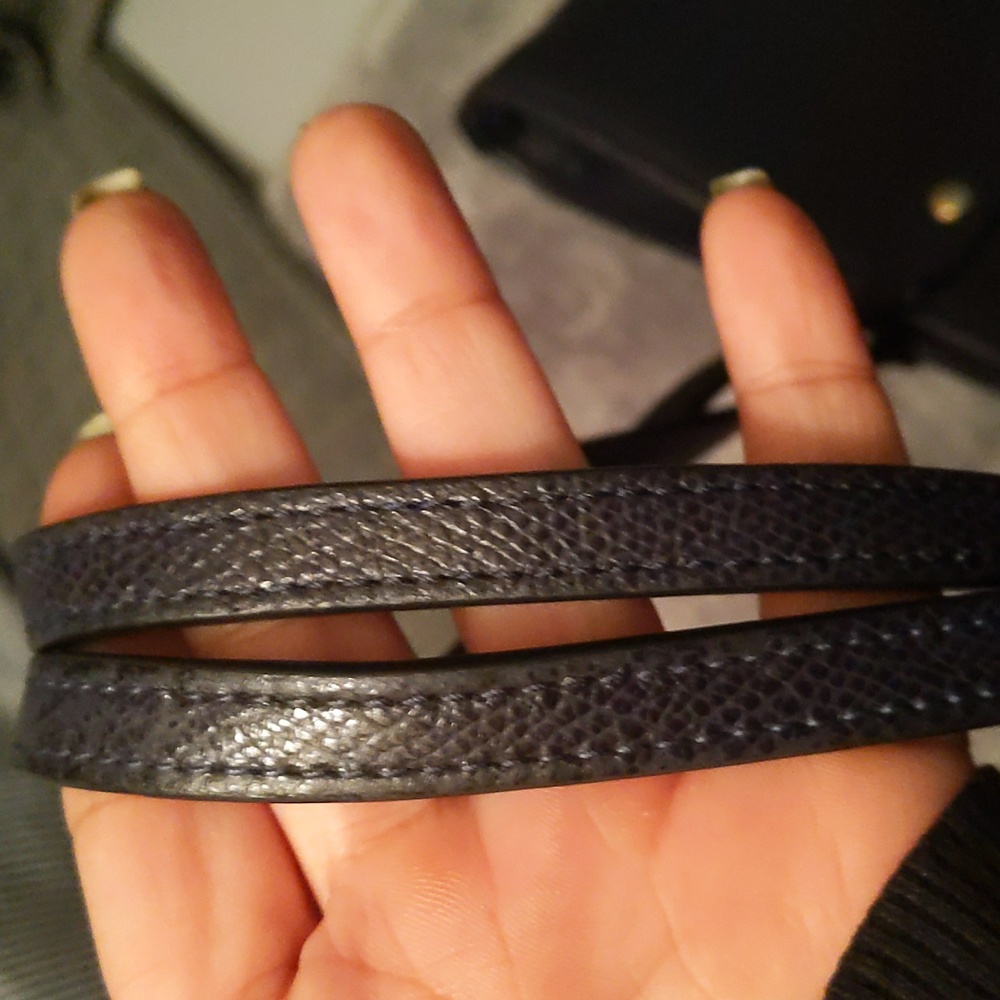 Coach Navy Blue Tote bag with gold hardware - Picture 5 of 13